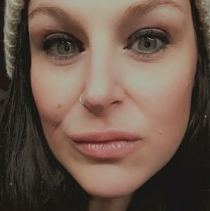 Meet your Posher, Ashleigh